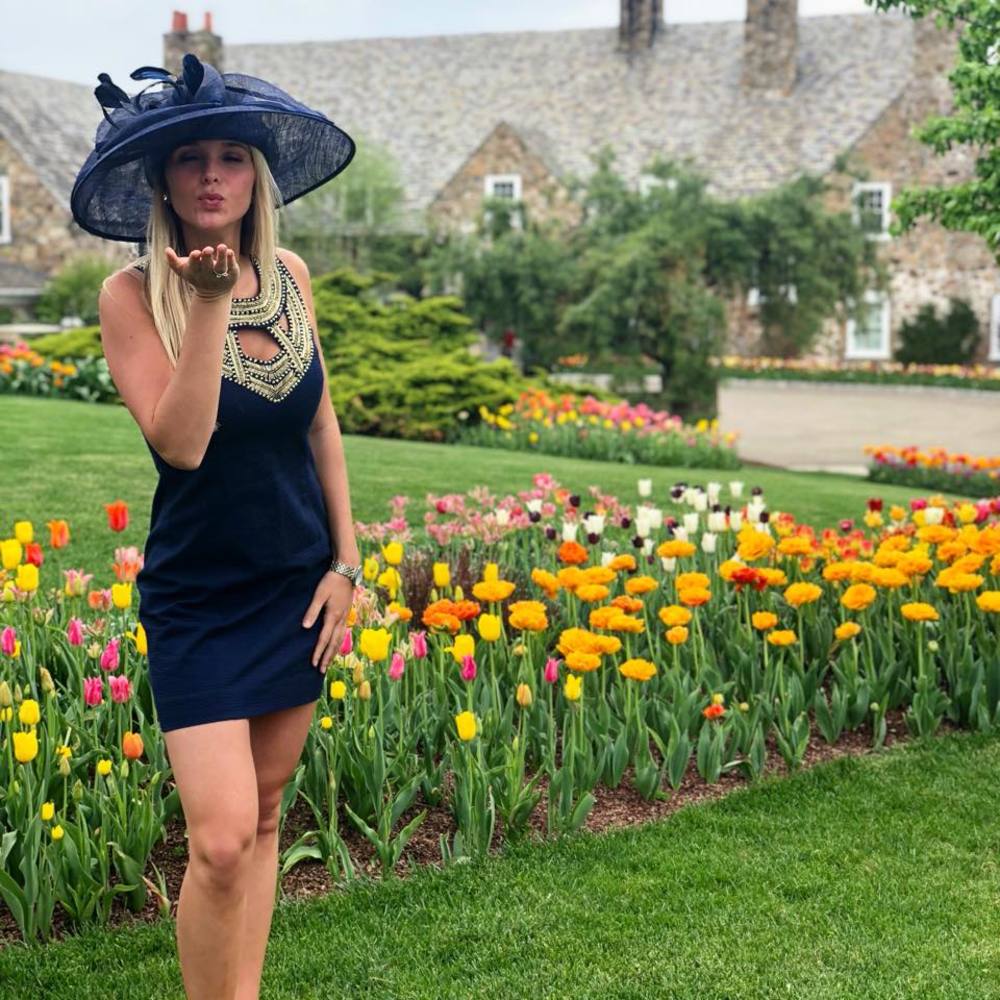 Meet your Posher, Alix